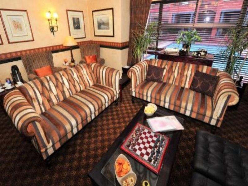 Courtyard Hotel Rosebank Johannesburg Eksteriør billede